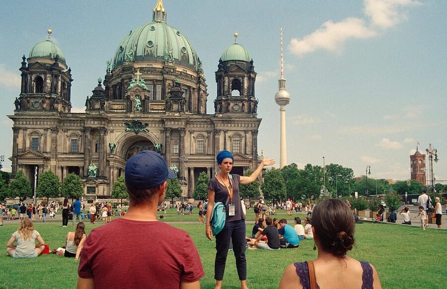 Berlin Highlights in One Day - Unter den Linden, Museum Island, and old Berlin