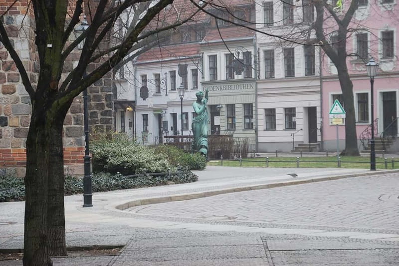 Berlin: Historic Center Walking Tour with a Real Berliner - Key points to know before you book