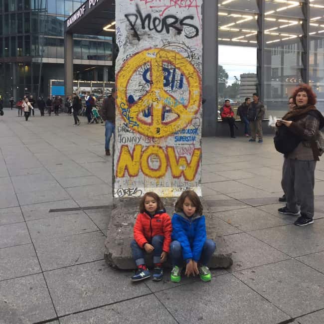 Berlin: History and Sightseeing with Kids (Free for Kids) - The Reichstag and how democracy works