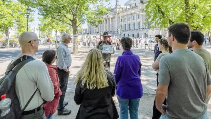 Berlin: Hitler's Berlin The Rise & Fall Guided Walking Tour - Key points at a glance