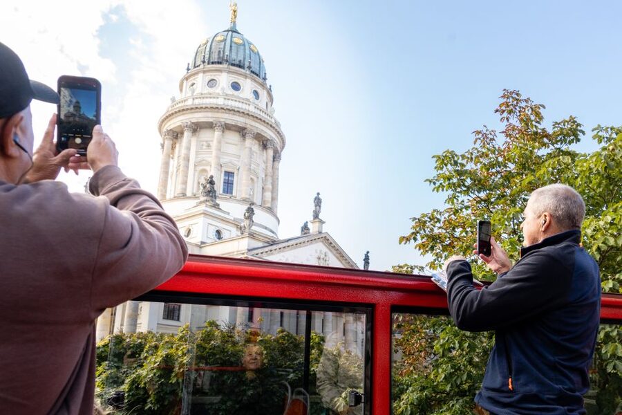 Berlin: Hop-On Hop-Off Bus & LEGOLAND Discovery Centre - Making a brick and building your own world