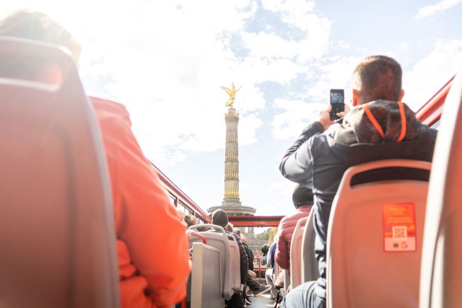 Berlin: Hop-On-Hop-Off Bus with Boat Cruise Option - Who will get the most from this tour