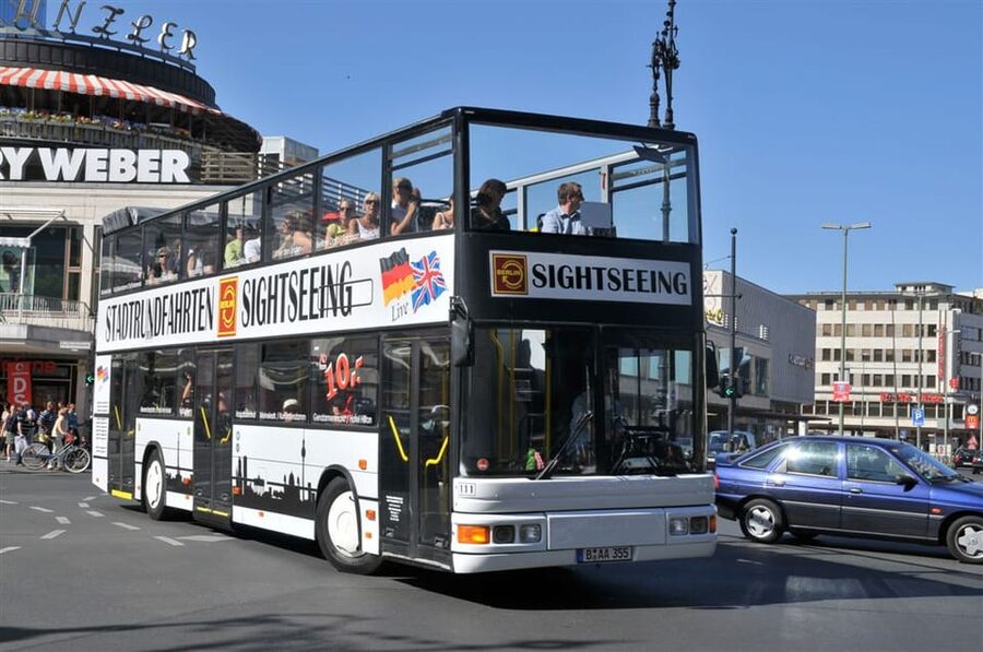 Berlin: Hop-On Hop-Off City Tour by Bus and Boat - Why this bus and boat combination works in Berlin
