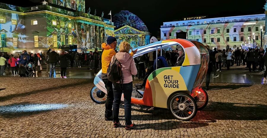 Berlin: Illuminated Berlin by Bike Taxi - A flexible route, not a rigid sightseeing circuit