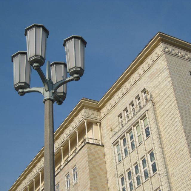 Berlin: Karl-Marx-Allee 2-Hour Tour - Kosmos cinema and the cultural life of the avenue