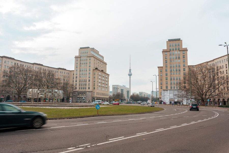 Berlin: Karl-Marx-Allee 2-Hour Tour - Hochhaus an der Weberweise and the changing skyline