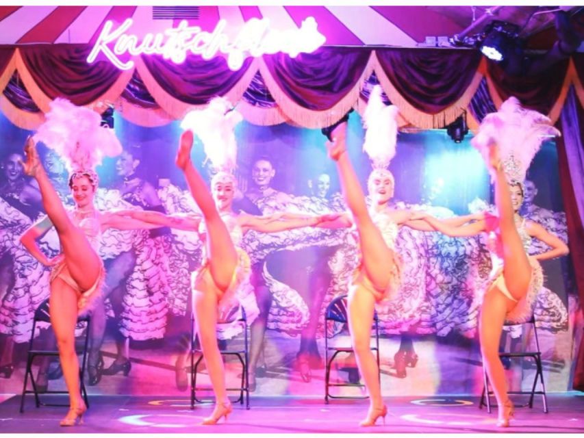 Berlin: Knutschfleck Ticket with Variety Show and Dinner - An evening at Knutschfleck beneath Alexanderplatz