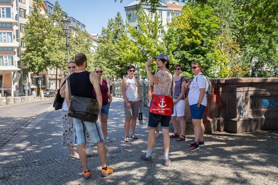 Berlin: Kreuzberg Guided Walking Evening Tour - Oranienstraße and the making of a crowded district