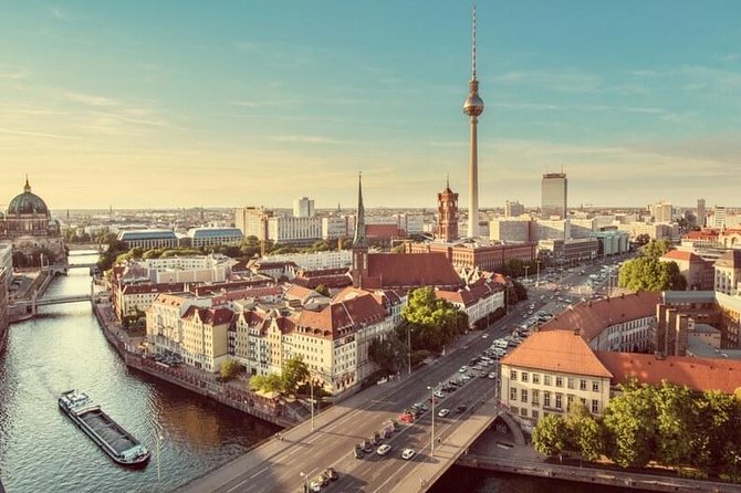 Berlin Like a Local, 3 hr Private & Personalized Experience - Starting at Pariser Platz and the Brandenburg Gate