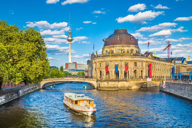Berlin Like a Local, 3 hr Private & Personalized Experience - Three hours on foot: what that means for you