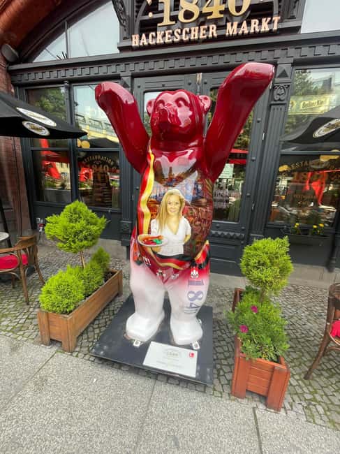 Berlin: Local Food Tour in Secrets Hidden Gems - Who should book this food walk?