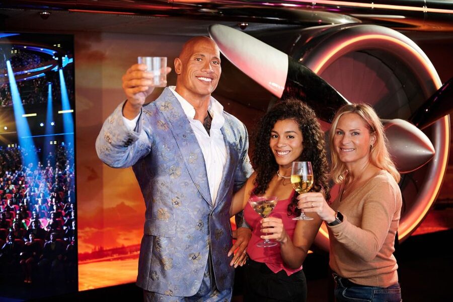 Berlin: Madame Tussauds Museum & Berlin Dungeon Combo Ticket - Who will get the most from the $43 price