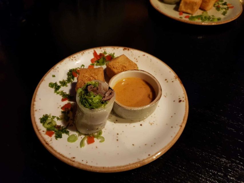 Berlin: Mitte Culinary Food Tour - Kolonnadenhof and the value of walking between bites