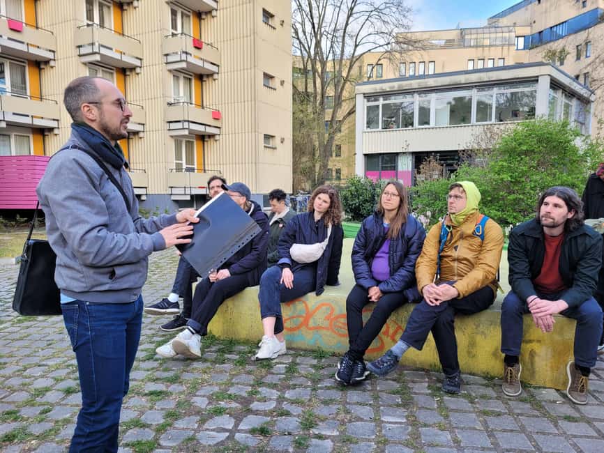 Berlin: Modernist Architecture Tour in the Hansaviertel - A quiet memorial to Jewish life destroyed