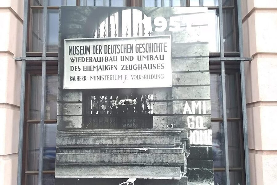 Berlin: Museum Island Tour - The Neues Museum and the cost of reconstruction
