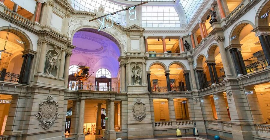 Berlin: Museum of Communication Entrance Ticket - An Audio-Visual App Instead of a Fixed Tour