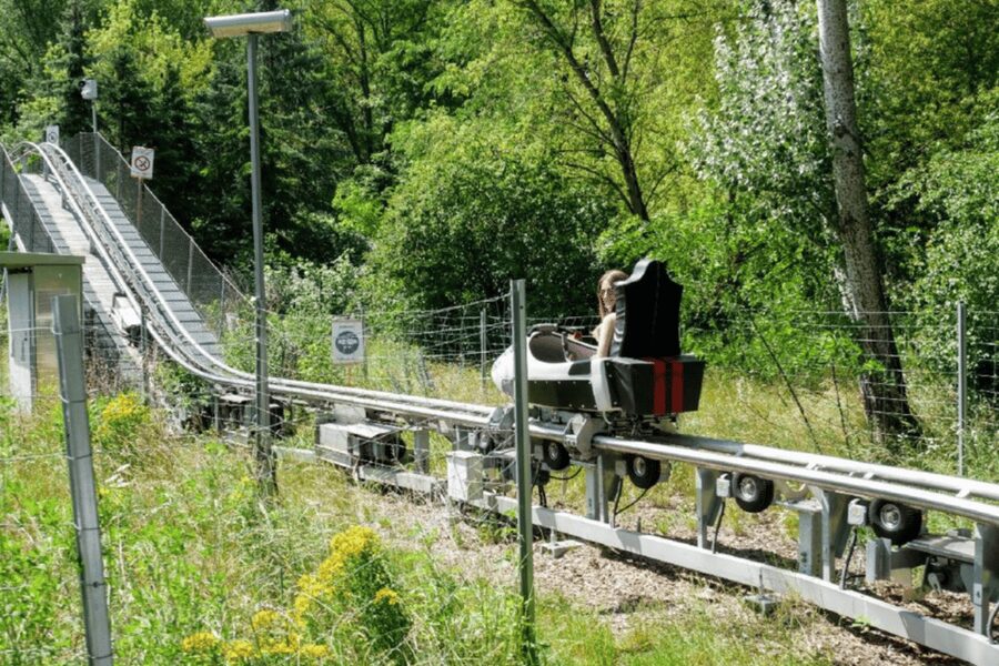 Berlin: Nature Bobsled Run Ticket - Opening times and the seasonal catch