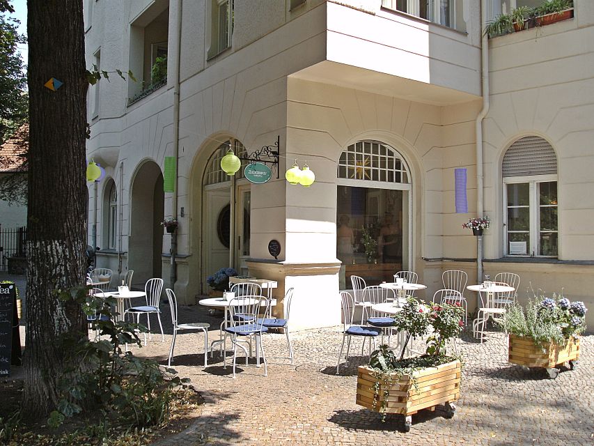 Berlin: Old Neukölln Private Walking Tour - What the private $70 price really gives you