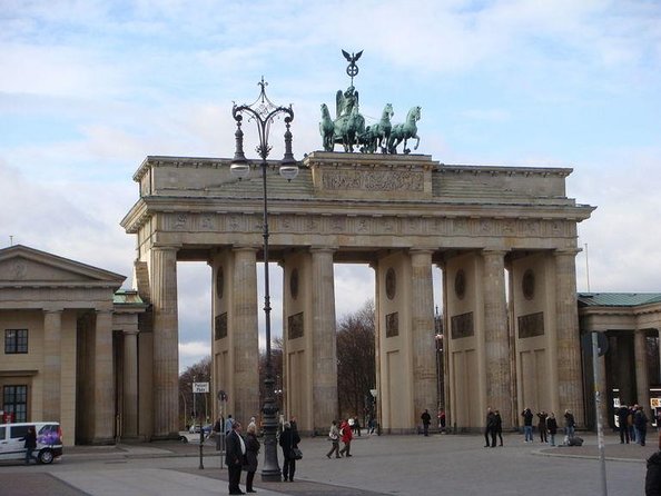 BERLIN PHOTO TOUR with a professional Photographer from Berlin - Key points to know before booking