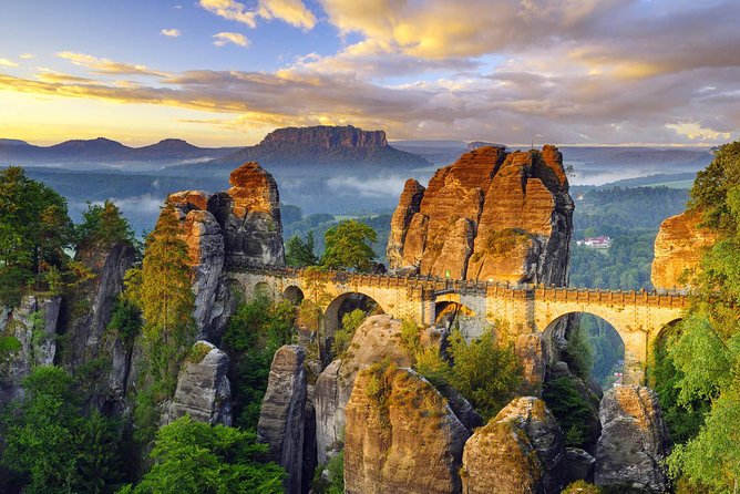 Berlin-Prague One-Way Sightseeing Day Tour - Key details before you book