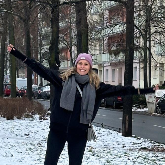 Berlin: Prenzlauer Berg District Guided Walking Tour - The Jewish Cemetery on Schönhauser Allee