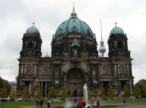 Berlin Private Custom 3-Hour Tour by Car - Key points before you book