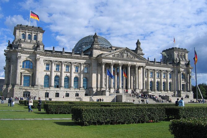 Berlin Private Custom 3-Hour Tour by Car - Gendarmenmarkt, Unter den Linden, and Museum Island