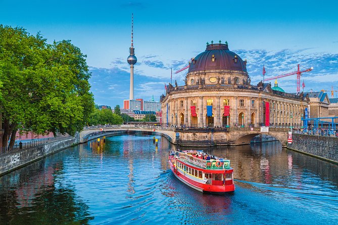 Berlin Private Custom 3-Hour Tour by Car - Tiergarten, Ku-Damm, and Berlin’s western side