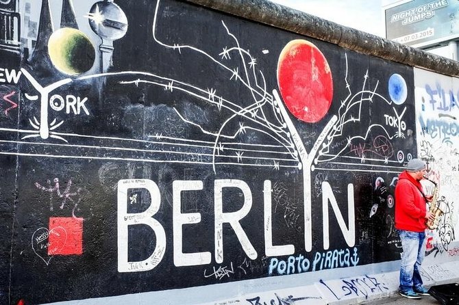 Berlin Private Custom Tour with a Local: Highlights & Hidden Gems - A private Berlin tour that changes with your interests