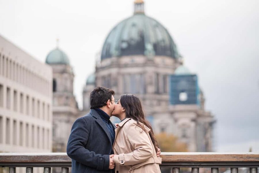 Berlin: Private Photo Session with Professional Photographer - Museum Island gives you the best early section