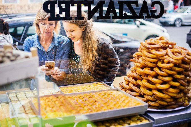 Berlin Private Walking Food Tour With Locals: the 10 Tastings - Practical details that affect your day