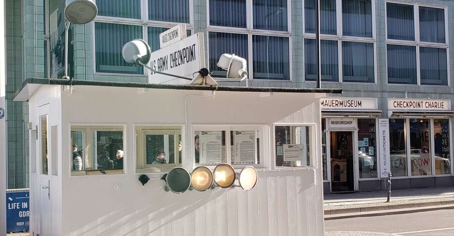 Berlin: Private walking tour through the city center - Why this Berlin walk works so well