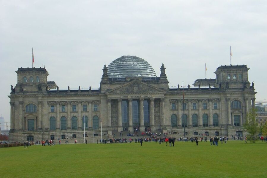 Berlin: Private Walking Tour with a Local Guide - How the private format changes the day