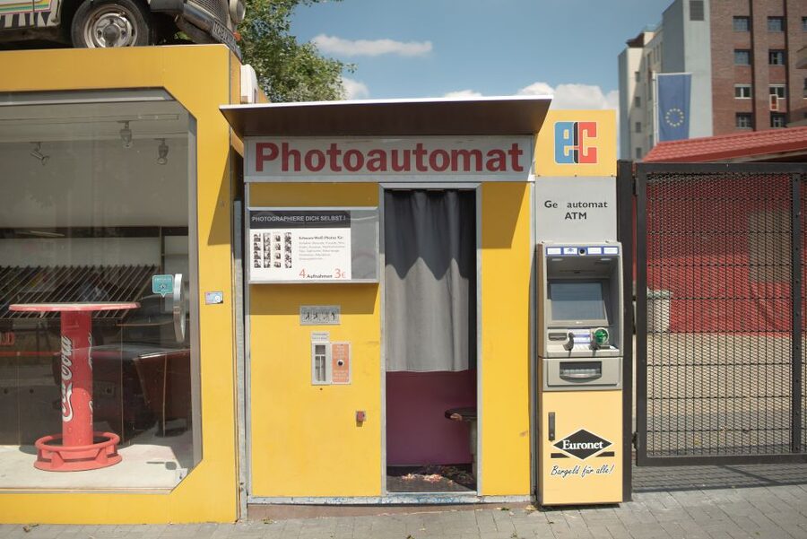 Berlin Reunited and Revived! 3-Hour Alternative Tour - East Side Gallery and the meaning of painted walls