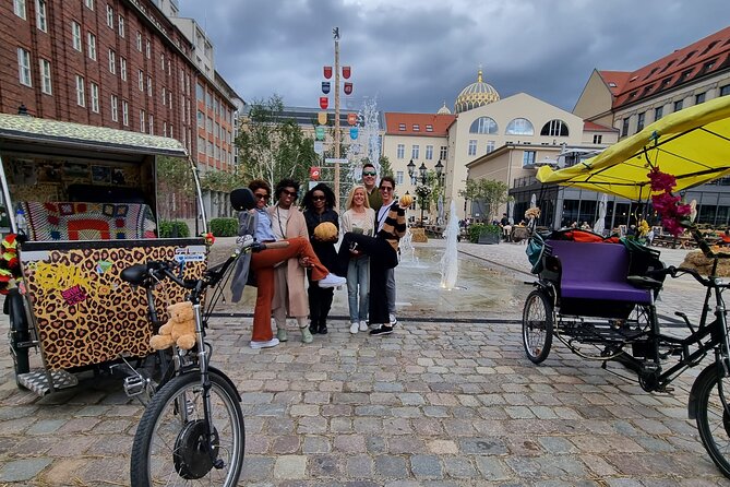 Berlin Rickshaw Tours Historical & Photo City Tour 120min - Sightseeing - Finishing at the East Side Gallery