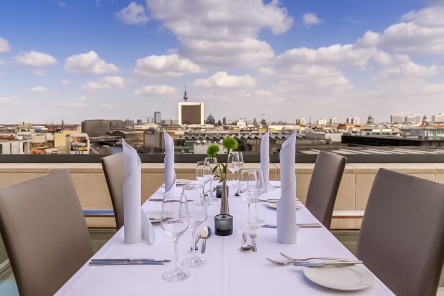 Berlin: Rooftop Lunch at the Reichstag's Käfer Restaurant - Why the Reichstag lunch is different from an ordinary city meal