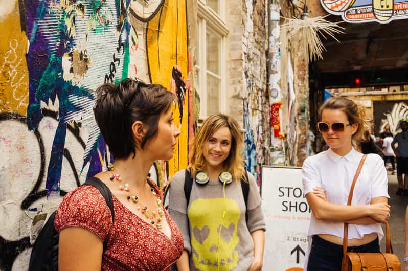 Berlin's Alternative Side: The Urban Jungle Tour - Hackescher Markt and the Start in Mitte