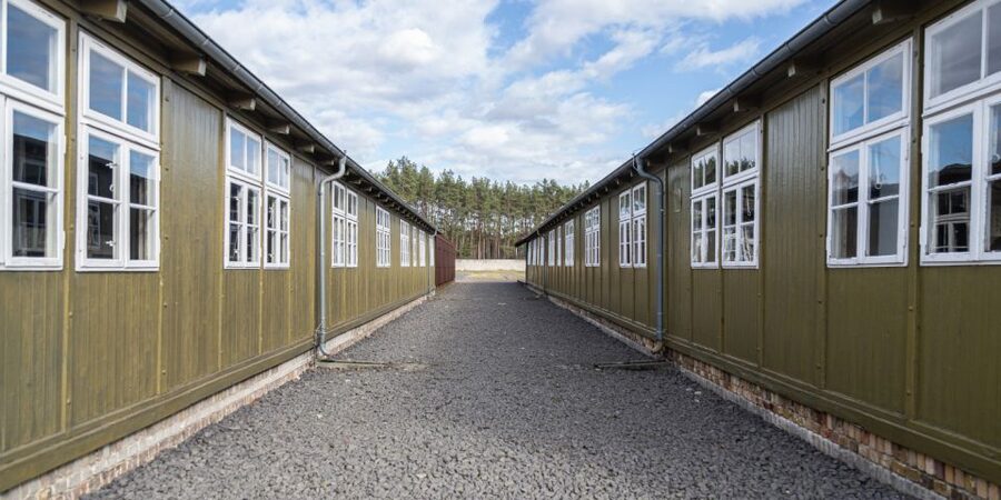 Berlin: Sachsenhausen Concentration Camp and Potsdam Tour - A short panoramic drive through Berlin