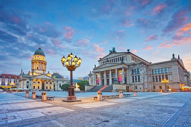 Berlin Scavenger Hunt and Highlights Self-Guided Tour - Food, Breaks, and Optional Attraction Visits
