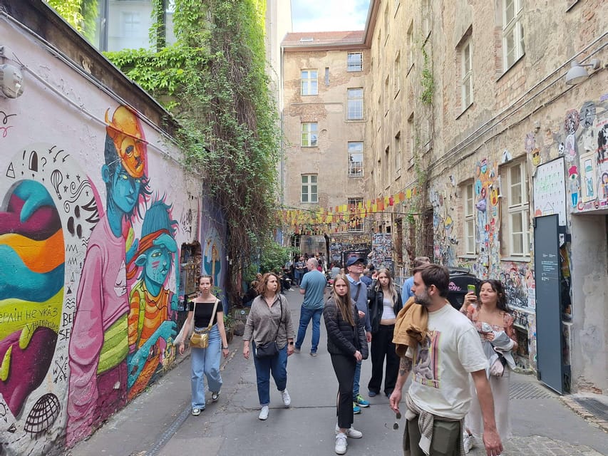 Berlin: Secrets of Berlin Bike Tour - Why this bike tour takes you past the postcard Berlin