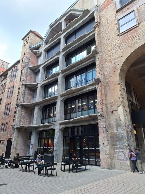 Berlin: Secrets of Berlin Bike Tour - Hackescher Höfe and Berlin’s inner courtyards