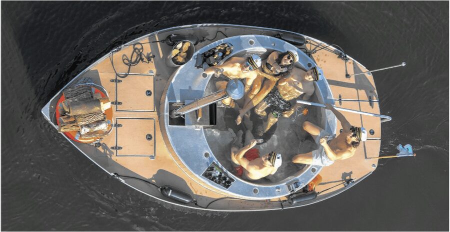 Berlin: Self-drive hot tub boat experience - Best seasons and weather