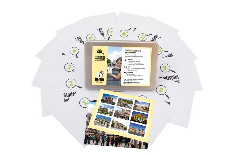 Berlin: Self-Guided Family and School Class Scavenger Hunt - Neue Wache and Humboldt University add historical context