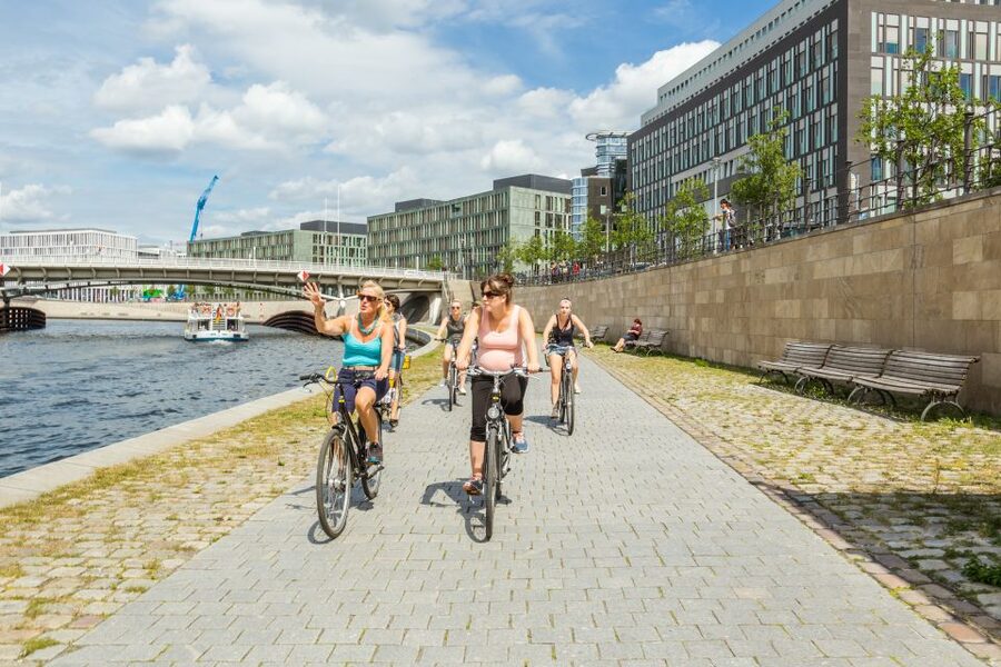 Berlin: Sights and Highlights Bike Tour with a Local Guide - The Holocaust Memorial and Berlin’s difficult past