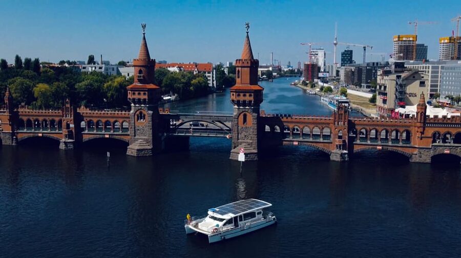 Berlin: Solar Powered Sunset Catamaran Cruise & Audio Guide - Barrier-free access and who will enjoy it