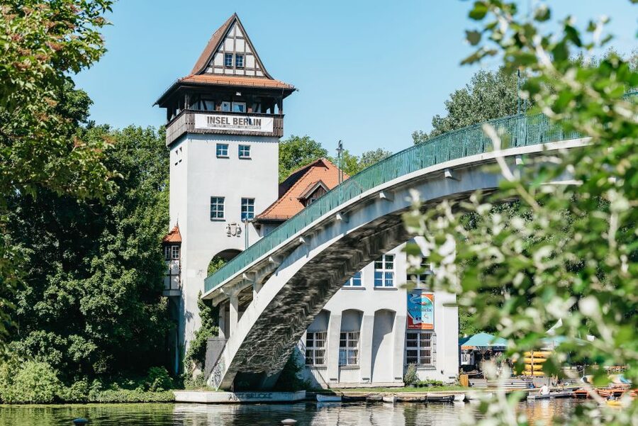 Berlin: Spree Boat Tour to Müggelsee - From Treptow Harbor into Berlin’s green east