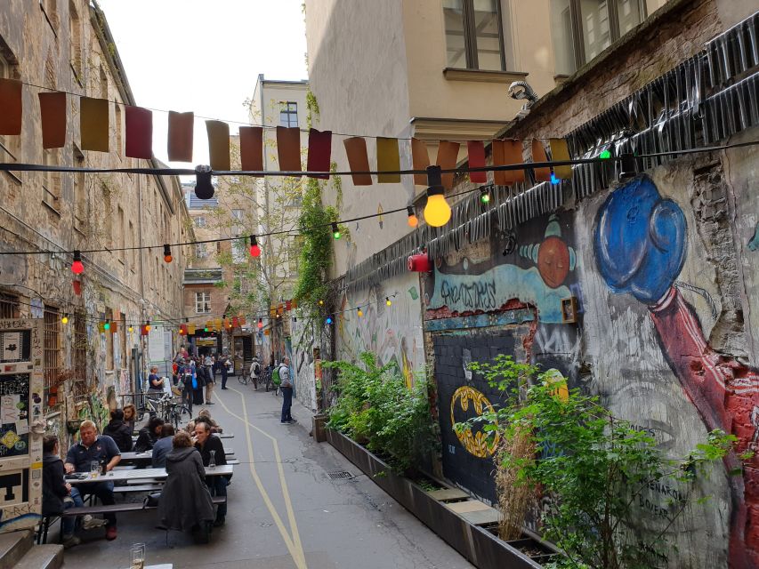 Berlin: Street Art and Alternative Tour - Is $31 a fair price?