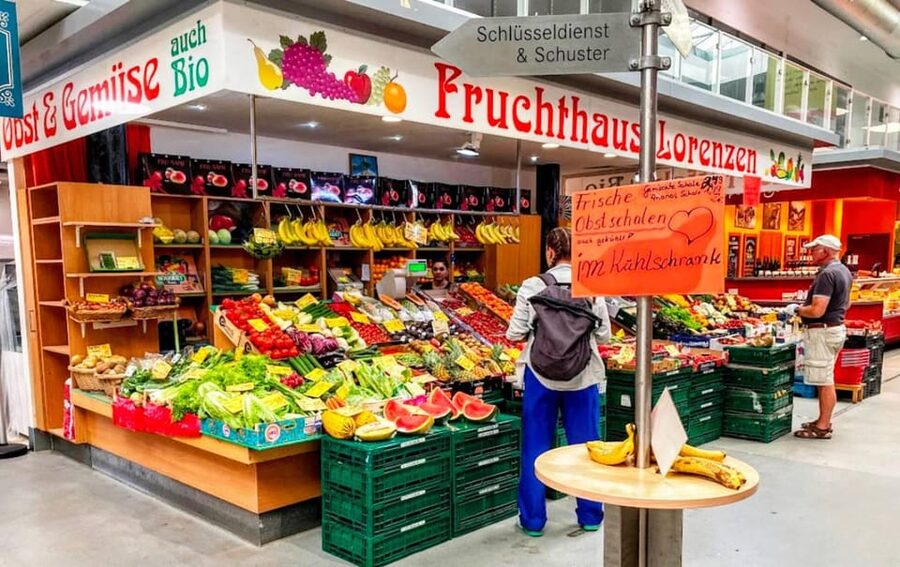 Berlin: Street Food Tour with 10 Tastings - Who should book this food walk?