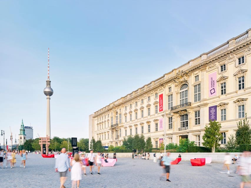 Berlin: "The Humboldt Forum for Newbies" Guided Tour - The first stop: What is actually inside the Humboldt Forum?