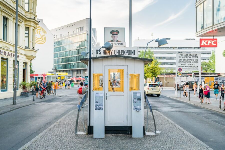 Berlin: Third Reich and Cold War 2 Hour Walking Tour - The Holocaust Memorial and Hitler’s Bunker site